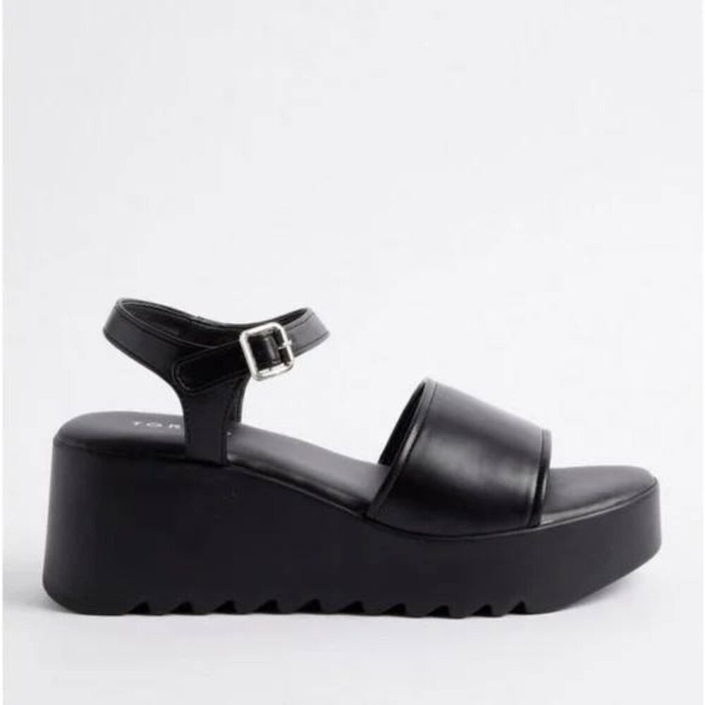 Torrid Wedge Lug Platform - Black (WW) Size 6.5
